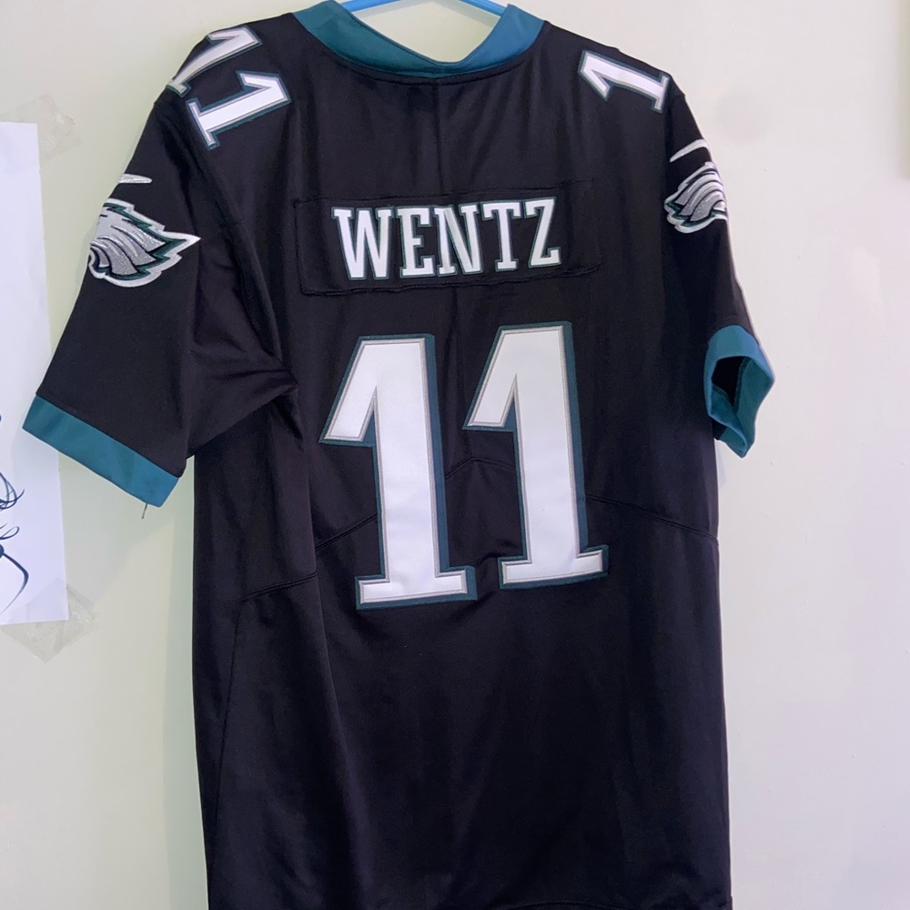 Carson Wentz Eagles Jersey - Picture 2 of 3